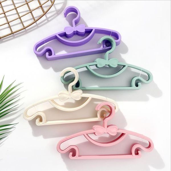 hangers & racks 1pc kids clothes hanger portable plastic display windproof children coats baby clothing organizer h0035
hangers & racks 1pc kids clothes hanger portable plastic display windproof children coats baby clothing organizer h0035