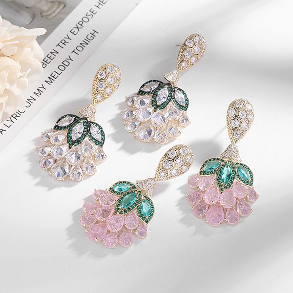 kimter shining fashion exaggerated dangle earrings personality diamond earring big zircon ear stud for women wedding jewelry gifts a40z, Silver
kimter shining fashion exaggerated dangle earrings personality diamond earring big zircon ear stud for women wedding jewelry gifts a40z, Silver
