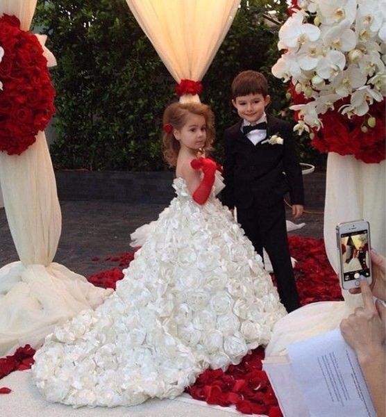 girl's dresses fascinating ball gown for prom girls pearl luxury open back spaghetti straps court train rosette little girl wedding gow, Red;yellow
girl's dresses fascinating ball gown for prom girls pearl luxury open back spaghetti straps court train rosette little girl wedding gow, Red;yellow