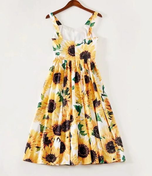 dress spring summer fashion runway mini short women's sleeveless black jacquard floral print loose elegant vintage dress, Black;gray
dress spring summer fashion runway mini short women's sleeveless black jacquard floral print loose elegant vintage dress, Black;gray