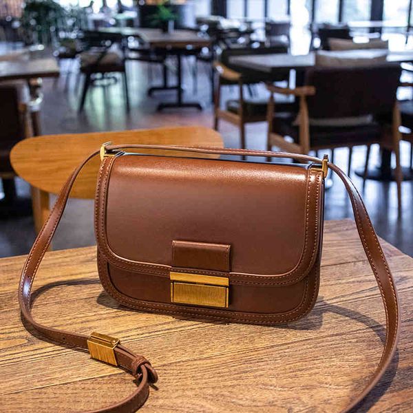 design jewelry tofu small square pu women's new messenger bag fashion lock armpit bag single shoulder
design jewelry tofu small square pu women's new messenger bag fashion lock armpit bag single shoulder