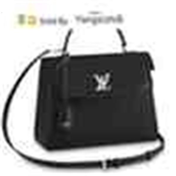 yangzizhi8 black lockme ever m51395 real caviar lambskin le boy chain flap bag handbags shoulder messenger bags totes, Black;red
yangzizhi8 black lockme ever m51395 real caviar lambskin le boy chain flap bag handbags shoulder messenger bags totes, Black;red