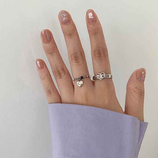 cluster rings antique silver color carved lion bead heart ring for women ladies vintage geometric opening joint party jewelry, Golden;silver
cluster rings antique silver color carved lion bead heart ring for women ladies vintage geometric opening joint party jewelry, Golden;silver