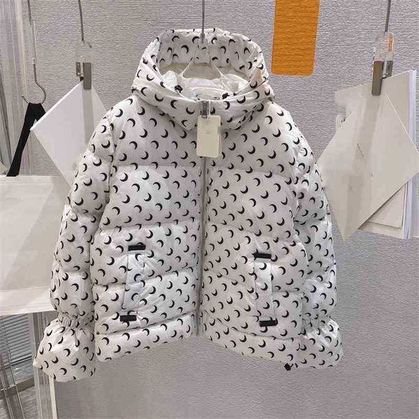 2021 winter new hooded duck down jacket crescent print warm back split coat female thick, Black
2021 winter new hooded duck down jacket crescent print warm back split coat female thick, Black