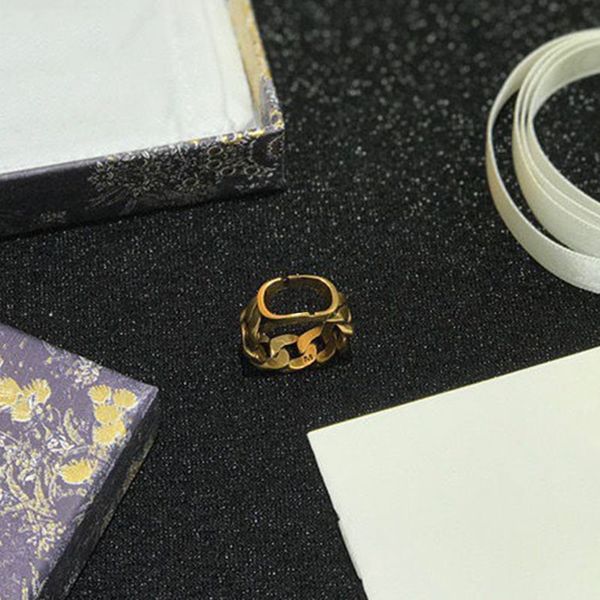 designers fashion gold letter rings bague for lady women men party luxurys fine jewelry opening ring with box 21041402sx, Silver
designers fashion gold letter rings bague for lady women men party luxurys fine jewelry opening ring with box 21041402sx, Silver