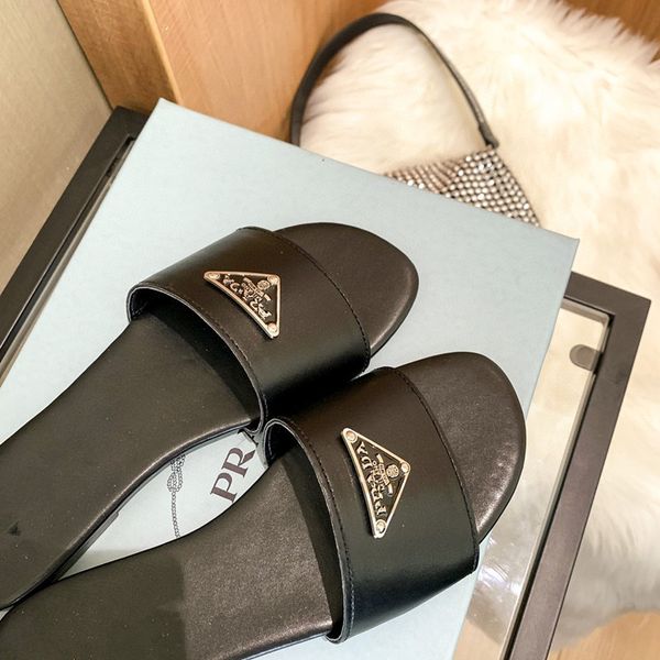 slippers 2021 spring flat bottom solid color korean fashion daily summer new round head flip flop wear fashion women's shoes zly {categ, Black
slippers 2021 spring flat bottom solid color korean fashion daily summer new round head flip flop wear fashion women's shoes zly {categ, Black