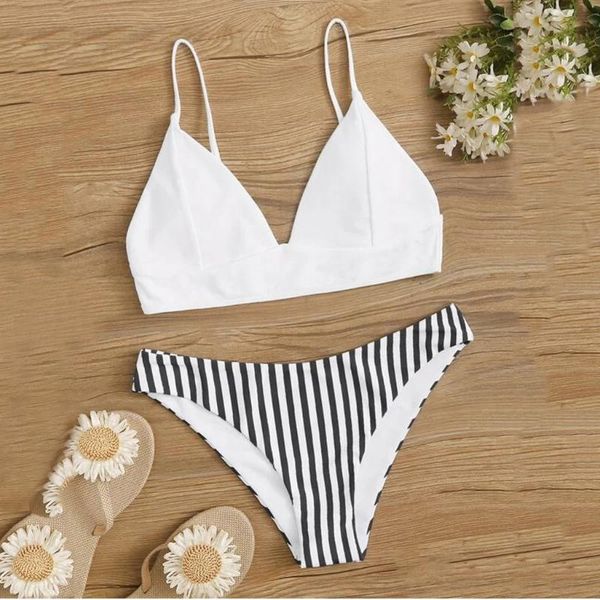 fashion women bikini two piece print push-up padded bra beach set swimsuit swimwear sport bathing suit e2 one-piece suits 
fashion women bikini two piece print push-up padded bra beach set swimsuit swimwear sport bathing suit e2 one-piece suits