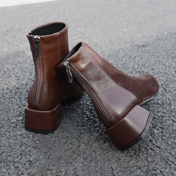 small female new spring and autumn students versatile thin thick middle heel ankle boots flat bottomed short, Black
small female new spring and autumn students versatile thin thick middle heel ankle boots flat bottomed short, Black