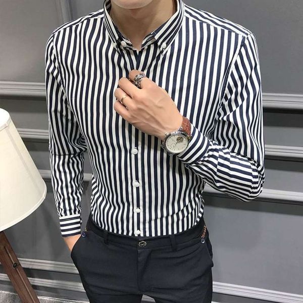 men's casual shirts shirtspring summer black and white vertical stripe long sleeve korean casual men's slim youth trend handsome i, White;black
men's casual shirts shirtspring summer black and white vertical stripe long sleeve korean casual men's slim youth trend handsome i, White;black