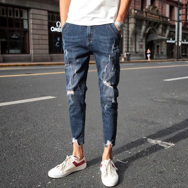 jeans hole men's 9-point with rotten hem korean slim little feet fashion beggar casual pants, Blue
jeans hole men's 9-point with rotten hem korean slim little feet fashion beggar casual pants, Blue
