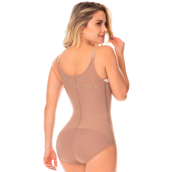 women shapewear sculpting bodysuits bulifter shaping mid-thigh length pants tummy control chest support body shaper enhancing women's s, Black;white
women shapewear sculpting bodysuits bulifter shaping mid-thigh length pants tummy control chest support body shaper enhancing women's s, Black;white
