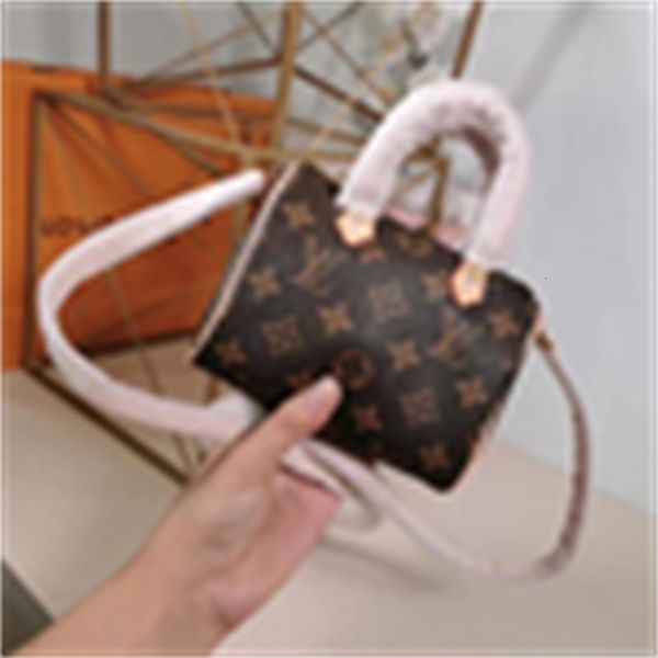cross brand designer totes luxury fu2t urban handles original single m61252 bags ladies handbag boston shoulder bag handbags iconic body
cross brand designer totes luxury fu2t urban handles original single m61252 bags ladies handbag boston shoulder bag handbags iconic body