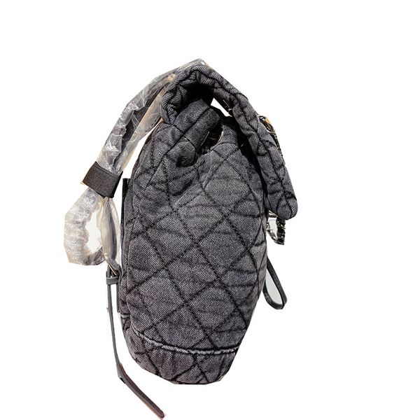 2022vintage mini denim designer backpack bags quilted aged fashion trends luxury designer large capacity womens sho
2022vintage mini denim designer backpack bags quilted aged fashion trends luxury designer large capacity womens sho
