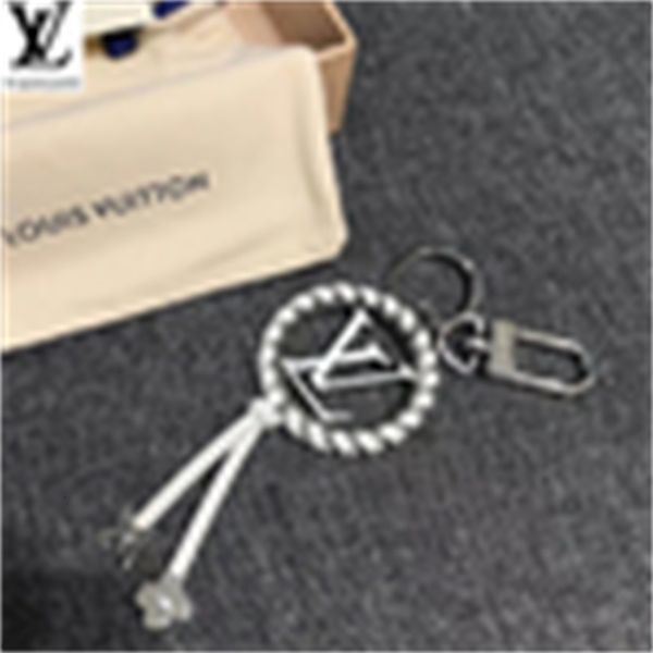 long key brand wallets clutches designer keychain m63081 luxury wallet chain fsj9 compact purse very evening white bag
long key brand wallets clutches designer keychain m63081 luxury wallet chain fsj9 compact purse very evening white bag