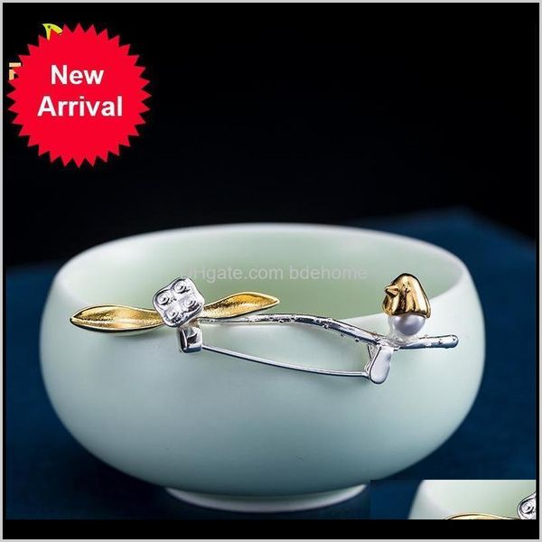 charm earrings drop delivery 925 sterling sier 18k gold lotus flower brooch for women elegant style female suit dress vintage aessories jewe, Golden
charm earrings drop delivery 925 sterling sier 18k gold lotus flower brooch for women elegant style female suit dress vintage aessories jewe, Golden
