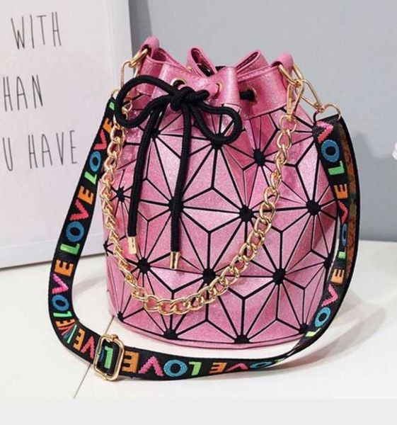 women one shoulder messenger lady bag handbag pearl fashion lingge trend bucket girl party trip pink geometric pattern duffel bags
women one shoulder messenger lady bag handbag pearl fashion lingge trend bucket girl party trip pink geometric pattern duffel bags