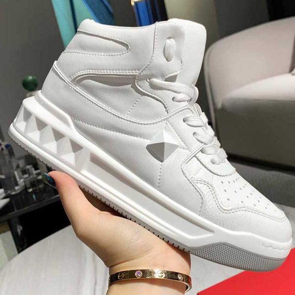 casual shoes mens and womens classic white shoes fashion designer brand exclusive customization couple outdoor vacation party casual shoess, Black
casual shoes mens and womens classic white shoes fashion designer brand exclusive customization couple outdoor vacation party casual shoess, Black