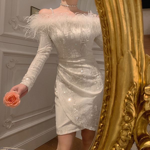 fashionable temperament feather tassel one-shoulder pure color pearl sling white robe dress female summer 16w1458 210510, Black;gray
fashionable temperament feather tassel one-shoulder pure color pearl sling white robe dress female summer 16w1458 210510, Black;gray