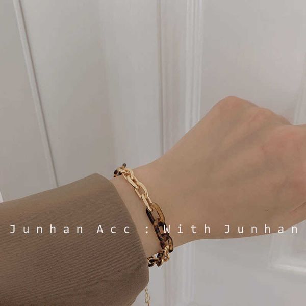 korean tortoishell chain stitching women's bracelet temperament cool wind bracelet simple trend sweet jewelry, Golden;silver
korean tortoishell chain stitching women's bracelet temperament cool wind bracelet simple trend sweet jewelry, Golden;silver