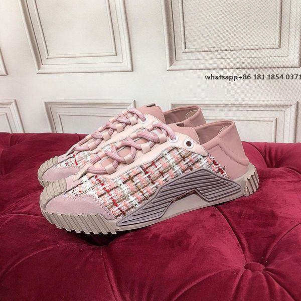 classic selling style arrived women shoes european station fashion matching spring and fall sales size35-41, Red;white
classic selling style arrived women shoes european station fashion matching spring and fall sales size35-41, Red;white