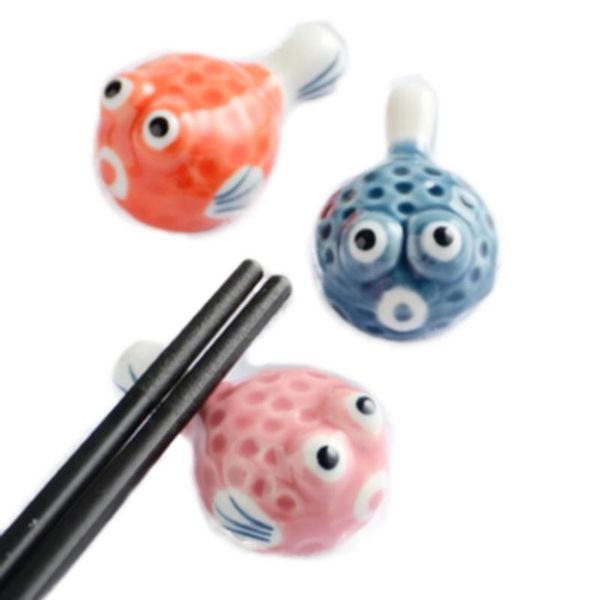 chopsticks 4pcs/set japanese style creative cartoon pufferfish chopstick rest holder shelf stand household kitchen utensils
chopsticks 4pcs/set japanese style creative cartoon pufferfish chopstick rest holder shelf stand household kitchen utensils