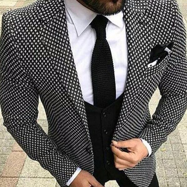 men's suits & blazers casual elegant plaid weddingdress for men 3 pieces (jacket +pant +vest +tie) fashion custom made smoking masculin, White;black
men's suits & blazers casual elegant plaid weddingdress for men 3 pieces (jacket +pant +vest +tie) fashion custom made smoking masculin, White;black