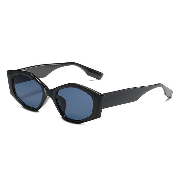 sunglasses ades for participants in woman glasses mens small box face couples uv400. 9136, White;black
sunglasses ades for participants in woman glasses mens small box face couples uv400. 9136, White;black