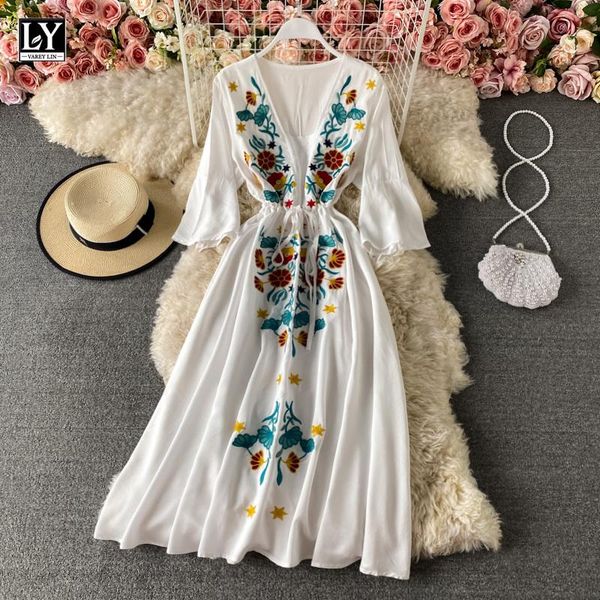 lin 2021 spring summer women v-neck embroidery midi dresses casual flare sleeve bohemian female, Black;gray
lin 2021 spring summer women v-neck embroidery midi dresses casual flare sleeve bohemian female, Black;gray