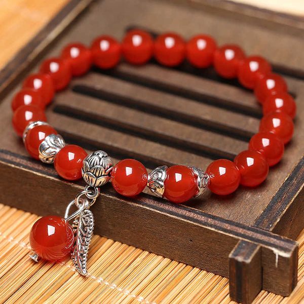 red agate twee monarch, single bead, pearl beads, chain, red, vibrant, female fashion, hand, string, tiktok, and jewelry., Golden;silver
red agate twee monarch, single bead, pearl beads, chain, red, vibrant, female fashion, hand, string, tiktok, and jewelry., Golden;silver