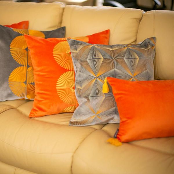 cushion/decorative pillow morden velvet cushion for living room luxury handmade throw fashion sofa lumbar creative home decoration accessori
cushion/decorative pillow morden velvet cushion for living room luxury handmade throw fashion sofa lumbar creative home decoration accessori