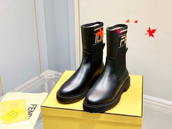 designer boots classic leather thick-soled desert martinboot winter ladies high heels chirstmas halloween easter day shoelace box womens des, Black
designer boots classic leather thick-soled desert martinboot winter ladies high heels chirstmas halloween easter day shoelace box womens des, Black