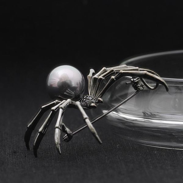 pins, brooches insect pin personality black and white pearl brooch spider woman mix, Gray
pins, brooches insect pin personality black and white pearl brooch spider woman mix, Gray