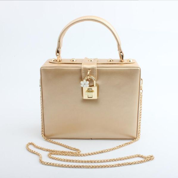 factory wholesale women bag simple atmospheric solid color leather handbag acrylic hard box chain bags joker leathers fashion handbags
factory wholesale women bag simple atmospheric solid color leather handbag acrylic hard box chain bags joker leathers fashion handbags
