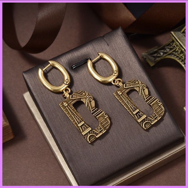 new women fashion earrings retro letters earring for women luxury designer jewelry gold mens for gifts relief ear studs ladies d222246f, Golden;silver
new women fashion earrings retro letters earring for women luxury designer jewelry gold mens for gifts relief ear studs ladies d222246f, Golden;silver