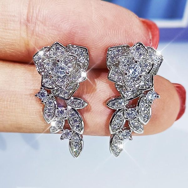 stud 2021 fashion zircon flower earrings women's rose 925 silver jewelry korean, Golden;silver
stud 2021 fashion zircon flower earrings women's rose 925 silver jewelry korean, Golden;silver