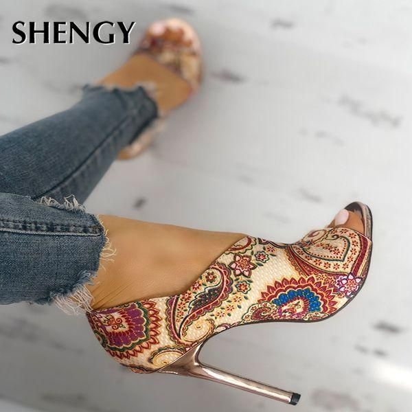 dress shoes 2021 women high heels sandals woman fashion summer female peep toe high-heeled open ethnic print party, Black
dress shoes 2021 women high heels sandals woman fashion summer female peep toe high-heeled open ethnic print party, Black
