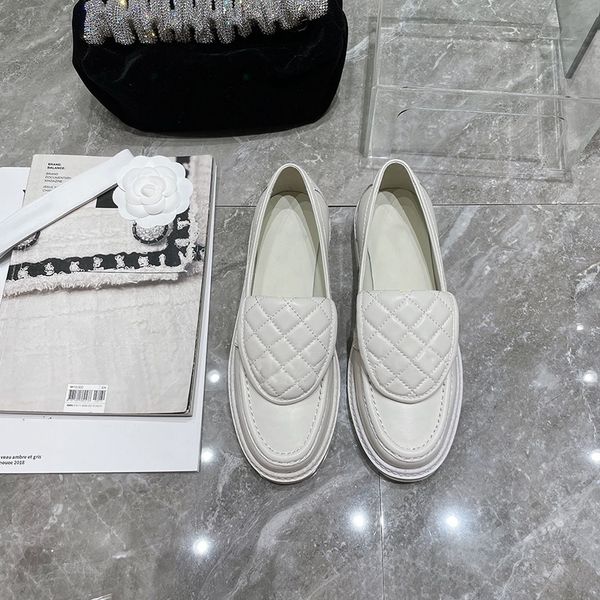 designer genuine dress shoes soft leather rhombic ladies luxury letter classic woman sheepskin flat boat casual shoe good quality white, Black
designer genuine dress shoes soft leather rhombic ladies luxury letter classic woman sheepskin flat boat casual shoe good quality white, Black