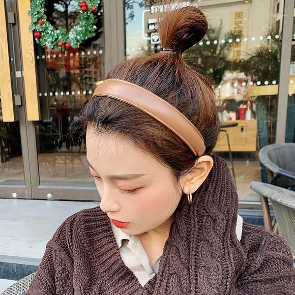 chic faux leather headband women simple solid hairband 2.3cm wide korean hair hoop elegant girl accessories headwear1
chic faux leather headband women simple solid hairband 2.3cm wide korean hair hoop elegant girl accessories headwear1