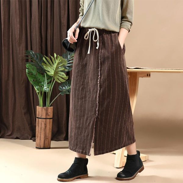 2021 spring striped corduroy skirt women vintage high waist a-line female autumn elegant skirts cotton, Black
2021 spring striped corduroy skirt women vintage high waist a-line female autumn elegant skirts cotton, Black