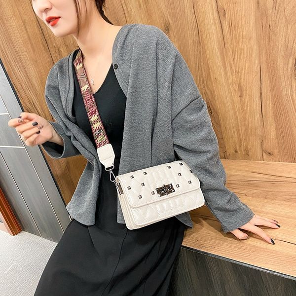 chain lock mini 2021 bag fashion texture female rivet shoulder net red rhombus messenger new aksak