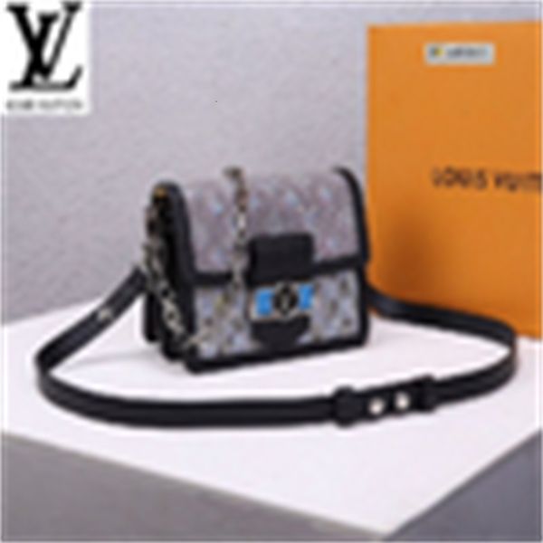 designer luxury 7qm5 m55454 high-quality textured shoulder bag women handbags iconic bags handles shoulder bags totes cross body brand bag c, Red;black
designer luxury 7qm5 m55454 high-quality textured shoulder bag women handbags iconic bags handles shoulder bags totes cross body brand bag c, Red;black