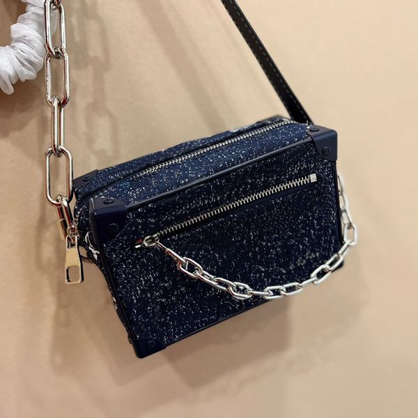 designers wallets lady mini soft trunk letter chains canvas luxury famous cowboy zipper flowers satchel shoulder bags handbags fold over bag, Red;black
designers wallets lady mini soft trunk letter chains canvas luxury famous cowboy zipper flowers satchel shoulder bags handbags fold over bag, Red;black