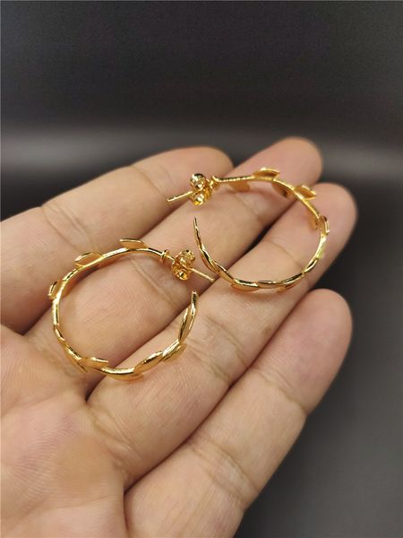 2021 trending luxury brands stud wedding womens gold hoop earrings balls, Golden;silver
2021 trending luxury brands stud wedding womens gold hoop earrings balls, Golden;silver