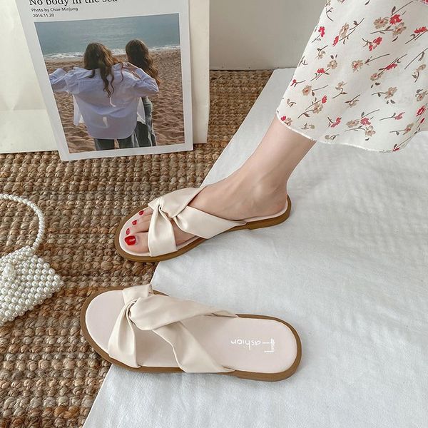 slippers shoes woman's slides shale female beach fashion 2021 sabot soft luxury summer flat rome basic pu sl, Black
slippers shoes woman's slides shale female beach fashion 2021 sabot soft luxury summer flat rome basic pu sl, Black