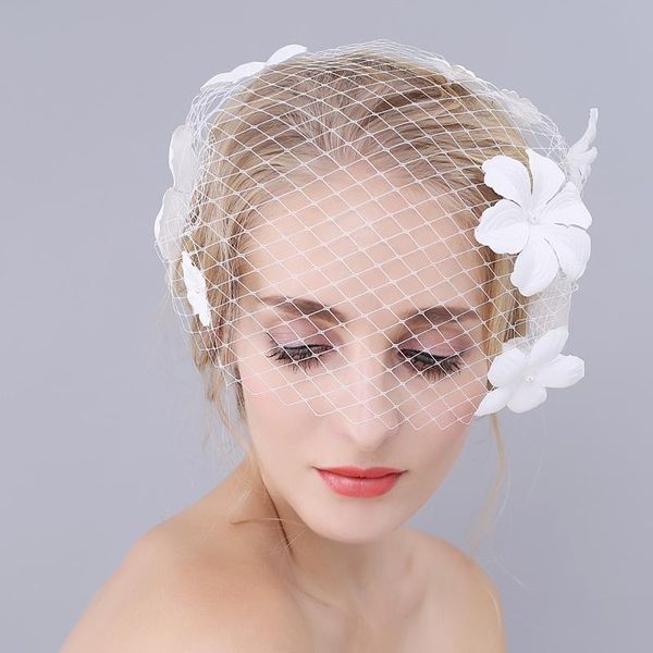 bridal veils simple sweetheart blusher wedding veil cute appliqued mesh headdress for travel studio po prop o919, Black
bridal veils simple sweetheart blusher wedding veil cute appliqued mesh headdress for travel studio po prop o919, Black