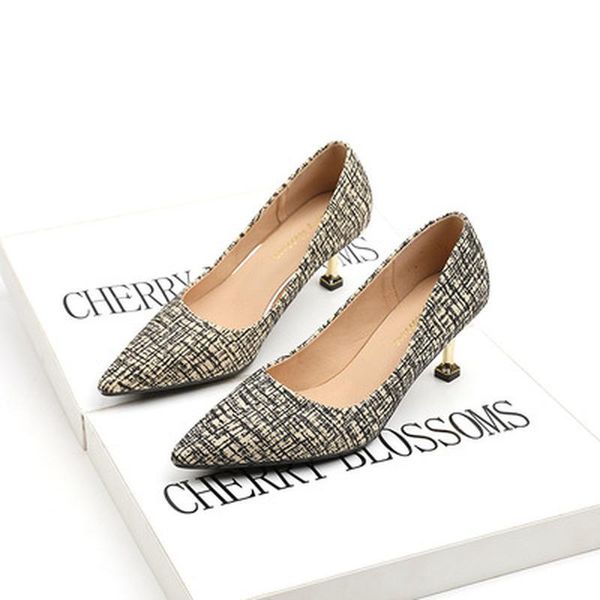 dress shoes 2021 summer women pointed toe pumps suede leisure high heels boat wedding brand feminino, Black
dress shoes 2021 summer women pointed toe pumps suede leisure high heels boat wedding brand feminino, Black