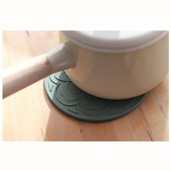 mats & pads 2021 thick round insulation pad soft silicon kitchen pot mat home anti- casserole placemat
mats & pads 2021 thick round insulation pad soft silicon kitchen pot mat home anti- casserole placemat