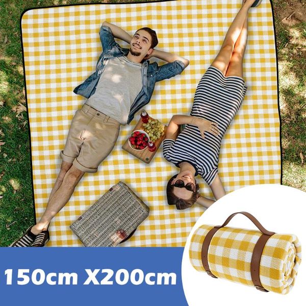 outdoor pads 2 size folding camping mat beach picnic lightweig waterproof sleeping pad moistureproof plaid blanket
outdoor pads 2 size folding camping mat beach picnic lightweig waterproof sleeping pad moistureproof plaid blanket