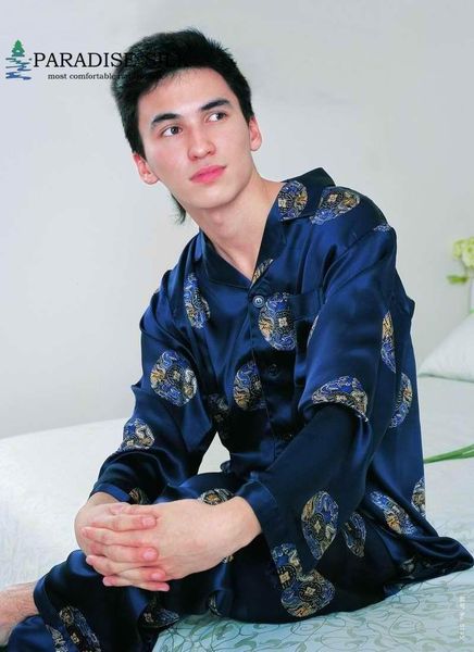 men's sleepwear 100% pure silk men lounging wear pajamas set floral size l xl xxl, Black;brown
men's sleepwear 100% pure silk men lounging wear pajamas set floral size l xl xxl, Black;brown