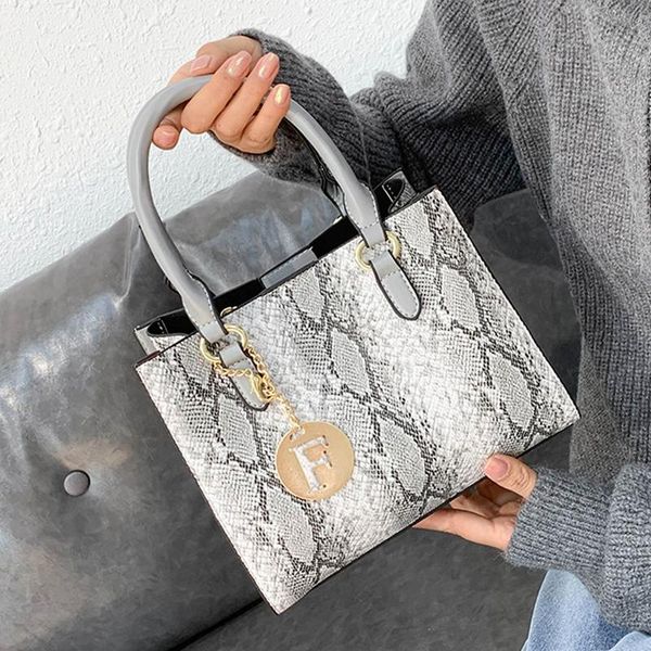 serpentine leather handbags designer small crossbody bags for women 2021 fashion shoulder purses and tote bag evening
serpentine leather handbags designer small crossbody bags for women 2021 fashion shoulder purses and tote bag evening